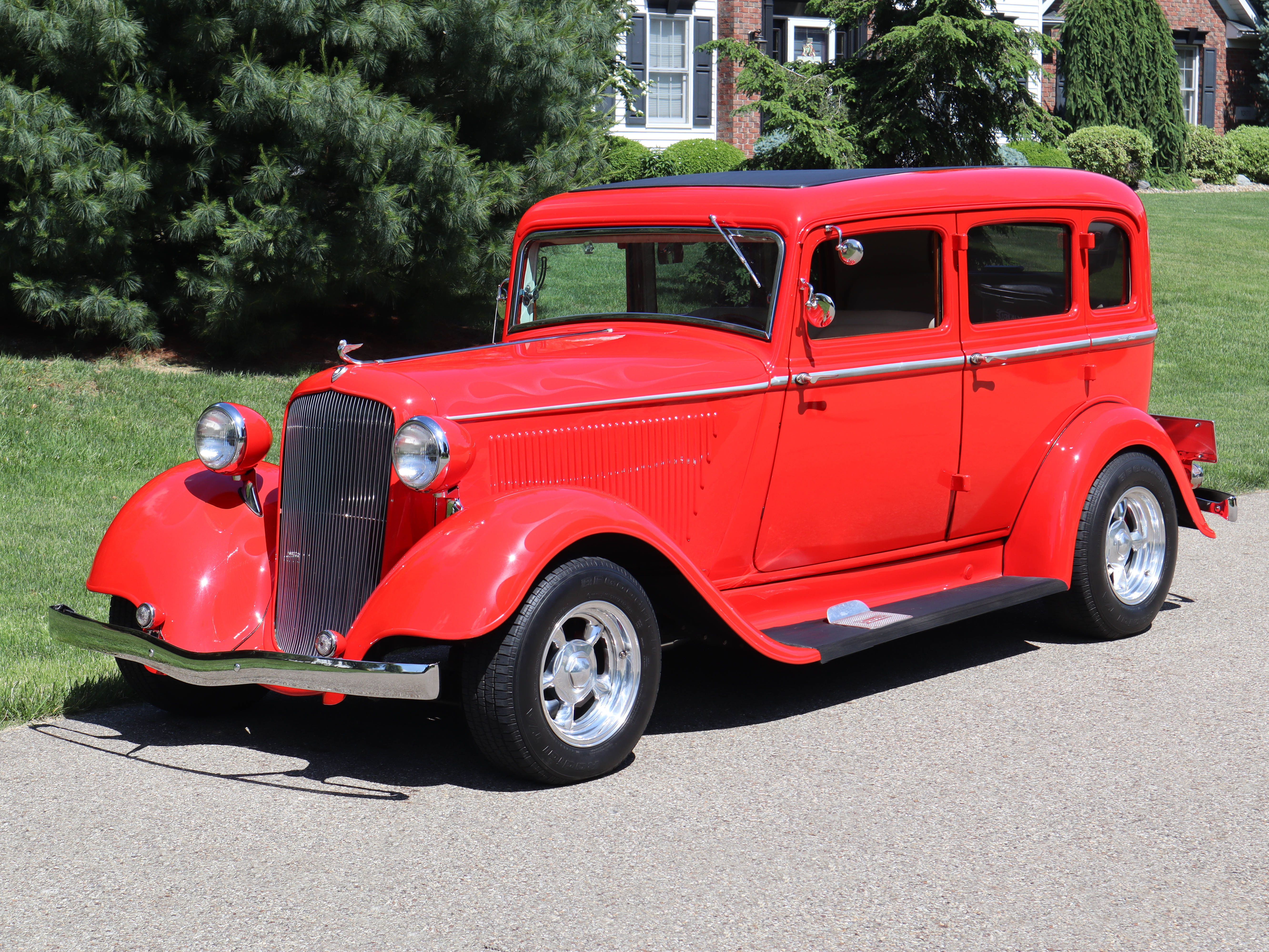 1933 Plymouth Deluxe Sedan
