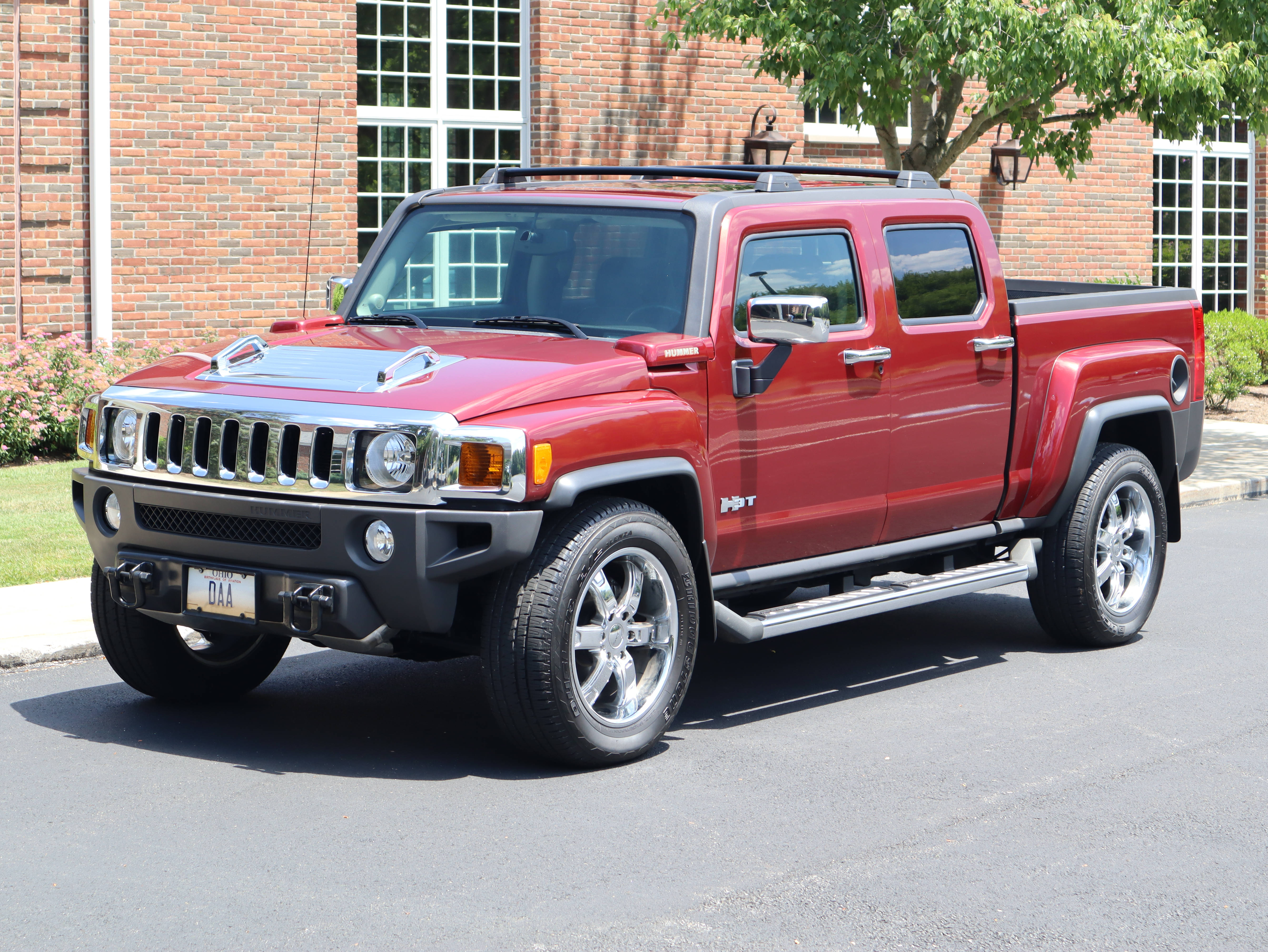 2010 Hummer H3T Alpha